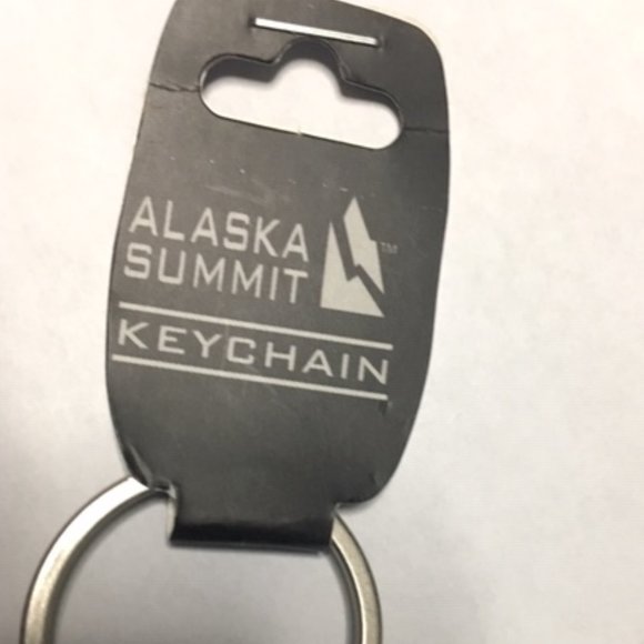 Alaska Summit Leather Keychain w/Silver Toned Hardware 3.5" - Picture 3 of 8